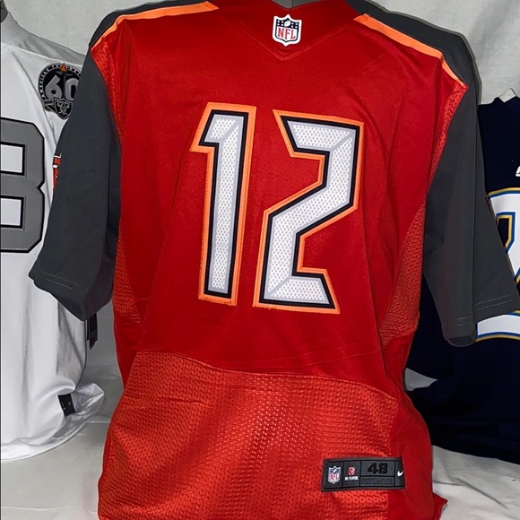 Nike Buccaneers #12 Tom Brady Red Jersey - Picture 2 of 8